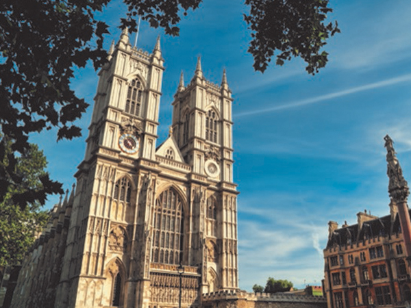 With a difficult challenge to overcome, the principle of Westminster Abbey Infirmary asked Clevertronics to provide a solution compatible with existing emergency light fittings designed to suit a heritage building application.